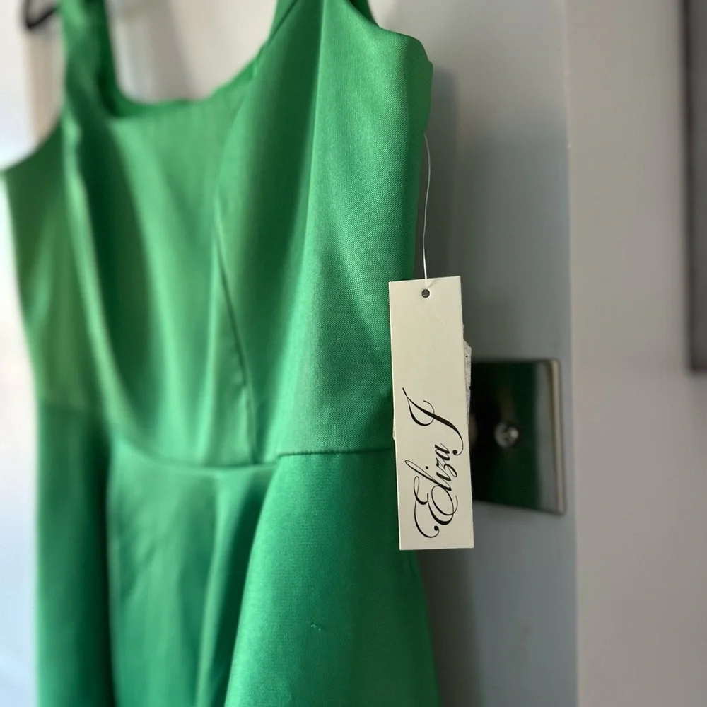 Eliza J Green Asymmetric Fit and Flare Dress - Picture 3 of 11